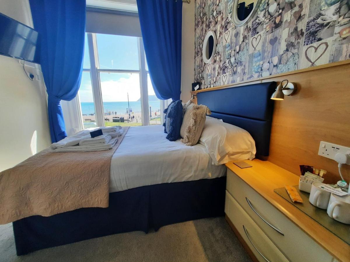 Hen Dy Bed & Breakfast Llandudno Bagian luar foto