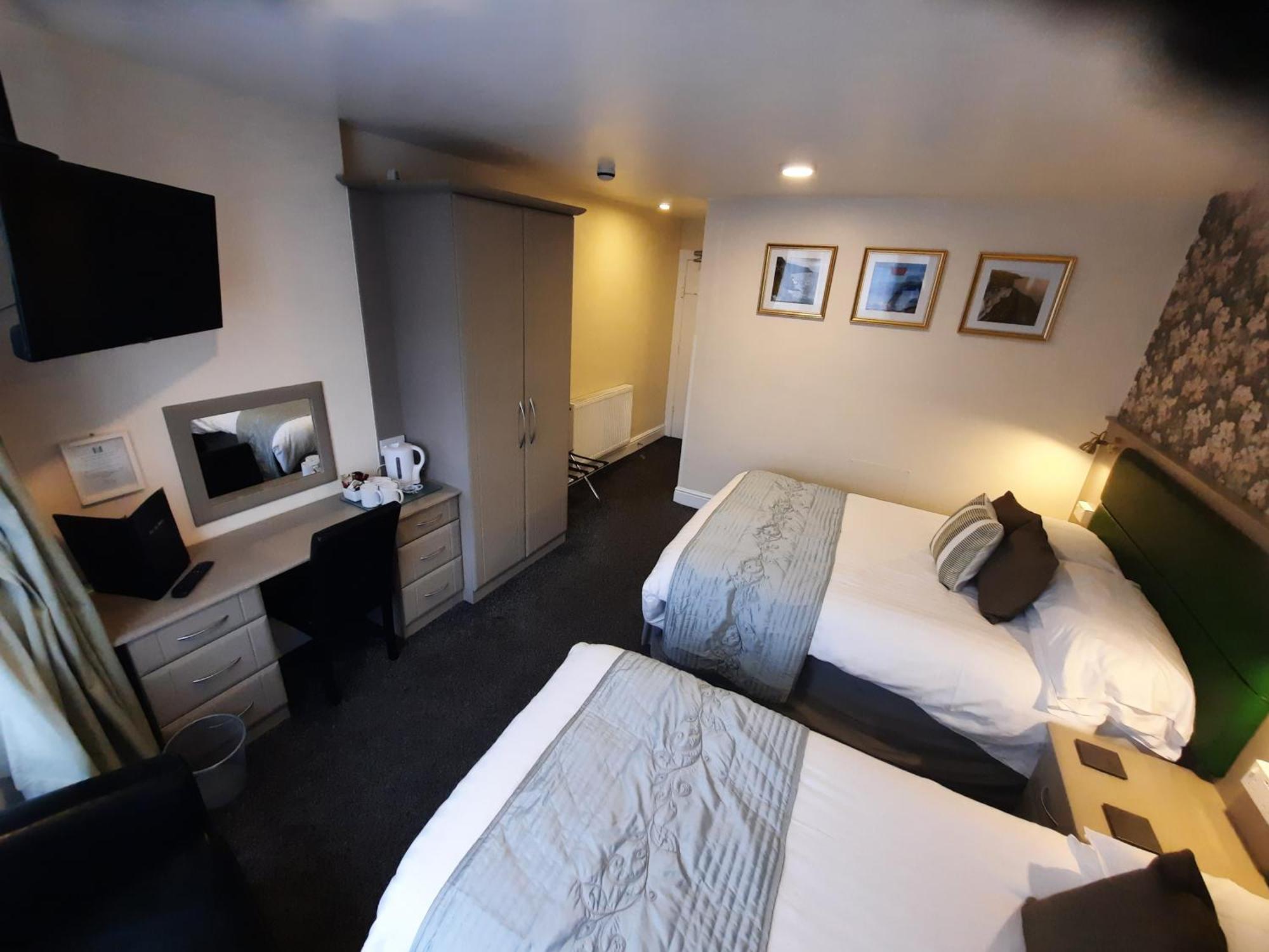 Hen Dy Bed & Breakfast Llandudno Bagian luar foto