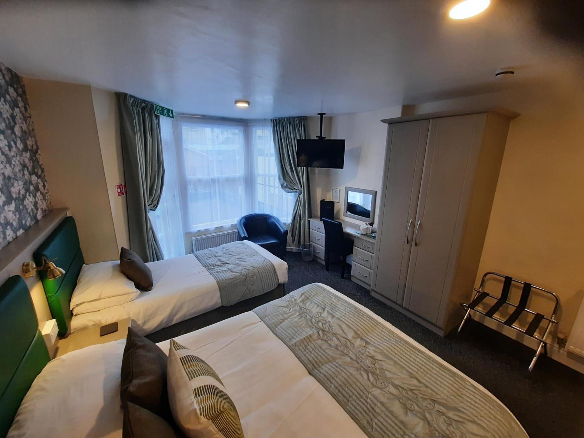Hen Dy Bed & Breakfast Llandudno Bagian luar foto