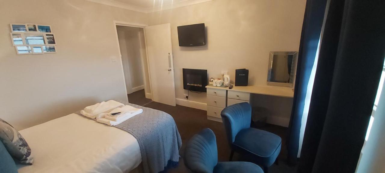 Hen Dy Bed & Breakfast Llandudno Bagian luar foto